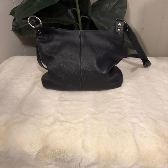 Coach Madison Leather Phoebe Shoulder Bag Black EUC - Picture 2 of 5